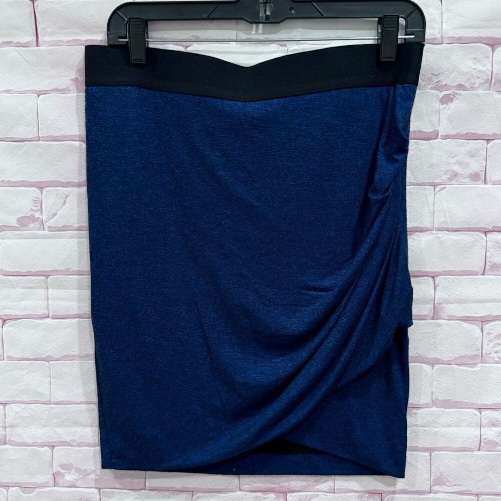 Express mini‎ skirt blue size medium